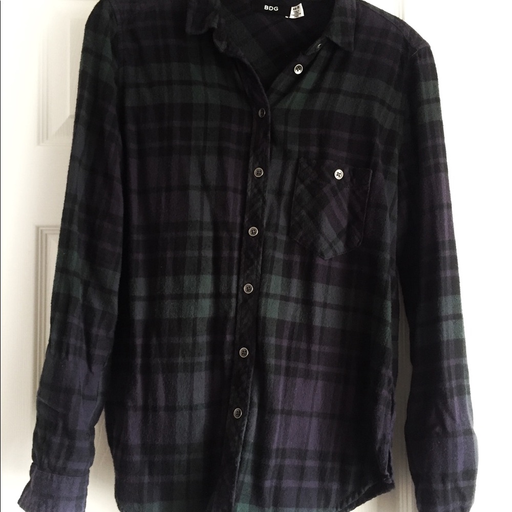 SOLD UO flannel XS